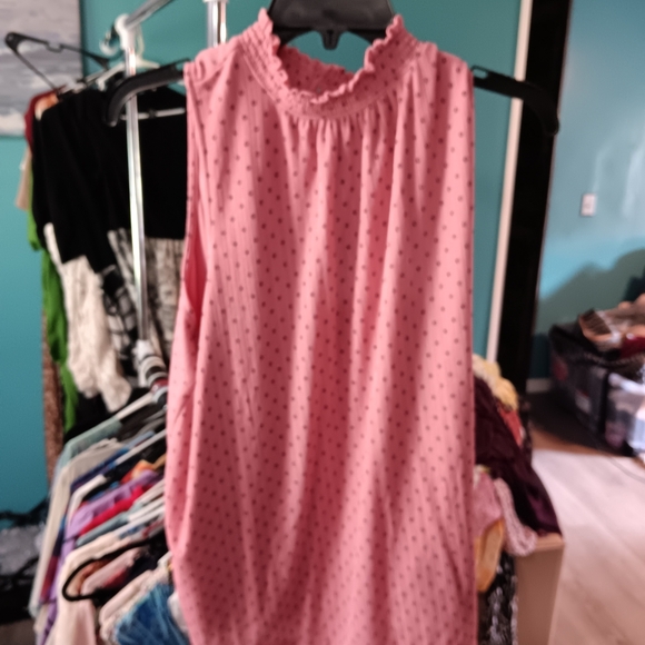 Pink Sleeveless Top - Picture 3 of 5